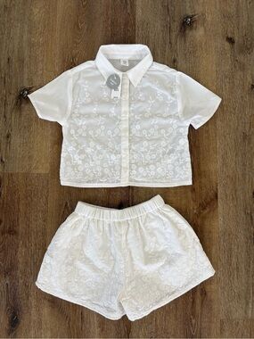 GAP White Embroidered Eyelet Shirt & Shorts Boho Two-Piece Set Sz: 4years old